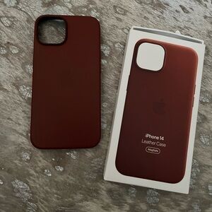 iPhone 13/14/15 brown leather apple case